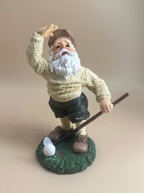 Golfing Santa Claus Figurine Christmas Looking Up Resin 4.5"